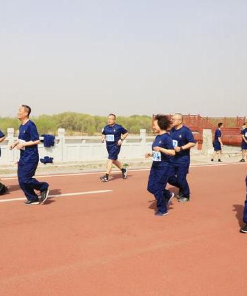 河南天铸消防设备公司，亿多潮流服饰招聘最新动态发布