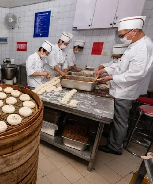 黄石猪肉销售现场直击，最新报道与数据分析。