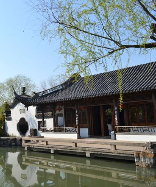 江苏夏日旅游攻略，江南水乡风情尽享