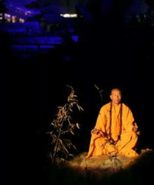 诡异歌手TOP10揭秘，音乐世界的未知探险家