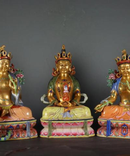 全球大尺寸雕塑盘点，感受雕塑艺术的震撼魅力